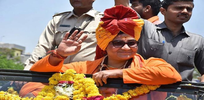 Madhya Pradesh Election Result 2019: Bjp's Sadhvi Pragya leads against Congress candidate Digvijaya Singh, as per early trends Madhya Pradesh Election Result 2019: Bjp's Sadhvi Pragya leads against Congress candidate Digvijaya Singh, as per early trends