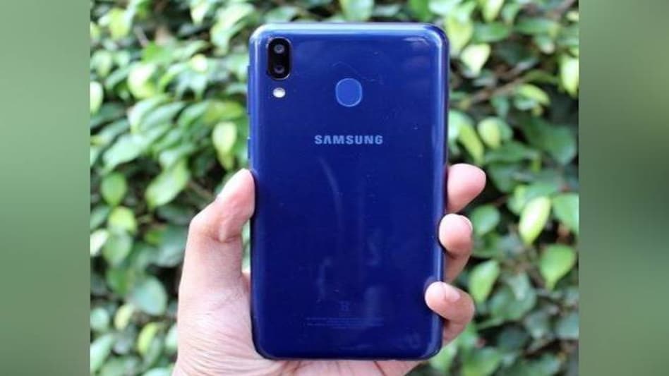 Samsung Galaxy M To Go On Sale Today At 12 Pm Check Out Price In India Specifications Businesstoday Samsung Galaxy M To Go On Sale Today At 12 Pm Check Out Price In India Specifications Businesstoday