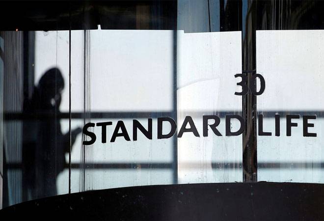 Standard Life to sell 1.78% stake in HDFC Life for Rs 1,404 crore