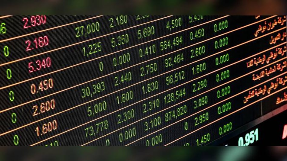 Markets Live: While Sensex closed 227 points or 0.61 per cent up at 37,318 with 17 components in the green, Nifty ended 73 points or 0.66 per cent up at 11,318.53. Markets Live: While Sensex closed 227 points or 0.61 per cent up at 37,318 with 17 components in the green, Nifty ended 73 points or 0.66 per cent up at 11,318.53.