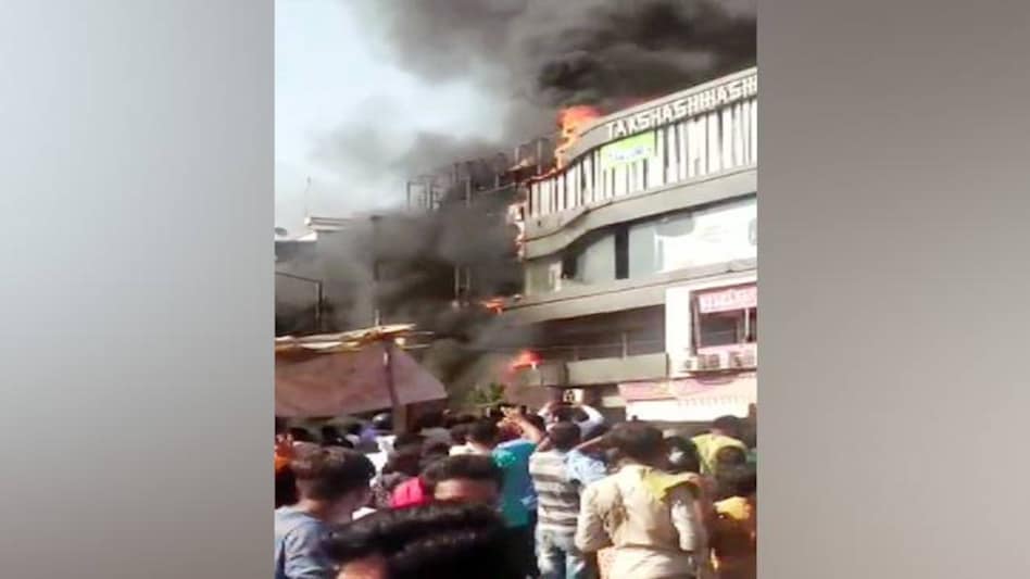 Surat fire: Reports suggest that 15 people have died in the incident Surat fire: Reports suggest that 15 people have died in the incident