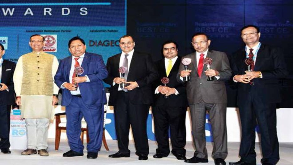 Winners of the BT Best CEO Awards with Union Minister of State for Civil Aviation, Jayant Sinha. (Photographs by Milind Shilte & Mandar Deodhar) Winners of the BT Best CEO Awards with Union Minister of State for Civil Aviation, Jayant Sinha. (Photographs by Milind Shilte & Mandar Deodhar)