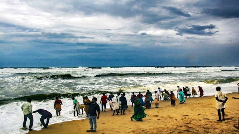 Cyclone Fani caused a loss of an estimate Rs 9,336.26 crore in Odisha. Cyclone Fani caused a loss of an estimate Rs 9,336.26 crore in Odisha.