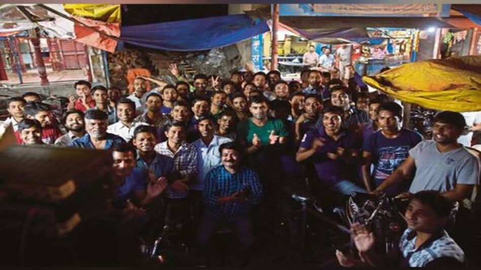 Large-screen TVs of established brands come in the price range of Rs 50,000 to Rs 1.75 lakh Large-screen TVs of established brands come in the price range of Rs 50,000 to Rs 1.75 lakh