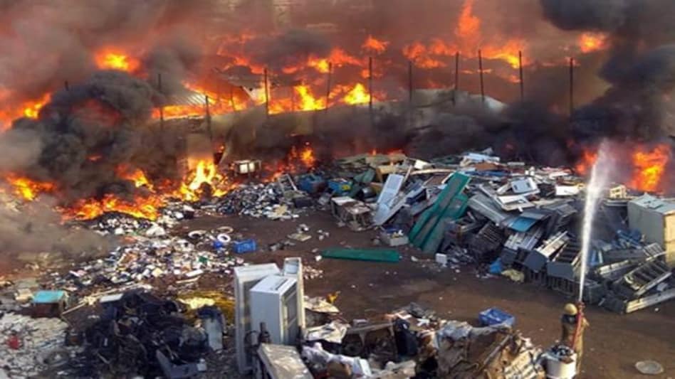 Fire broke out in a furniture market near Kalindi Kunj metro station. Fire broke out in a furniture market near Kalindi Kunj metro station.