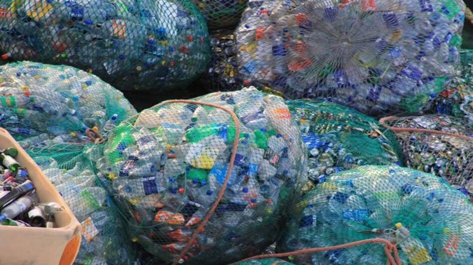 India bans import of plastic waste from August this year to curb pollution India bans import of plastic waste from August this year to curb pollution