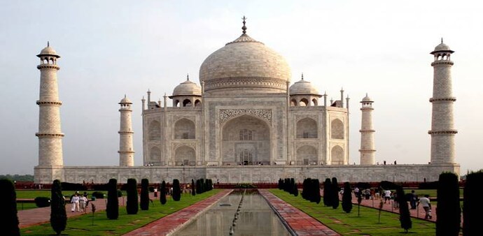 Taj Mahal: Fine for more than 3 hours stay Taj Mahal: Fine for more than 3 hours stay