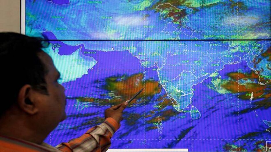 Cyclone Vayu Live Updates: Gujarat has deployed NDRF personnel in the coastal areas of Saurashtra and Kutch. Cyclone Vayu Live Updates: Gujarat has deployed NDRF personnel in the coastal areas of Saurashtra and Kutch.
