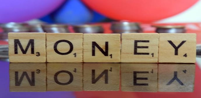 However, rising crude oil prices and foreign fund outflows weighed on the domestic currency. However, rising crude oil prices and foreign fund outflows weighed on the domestic currency.