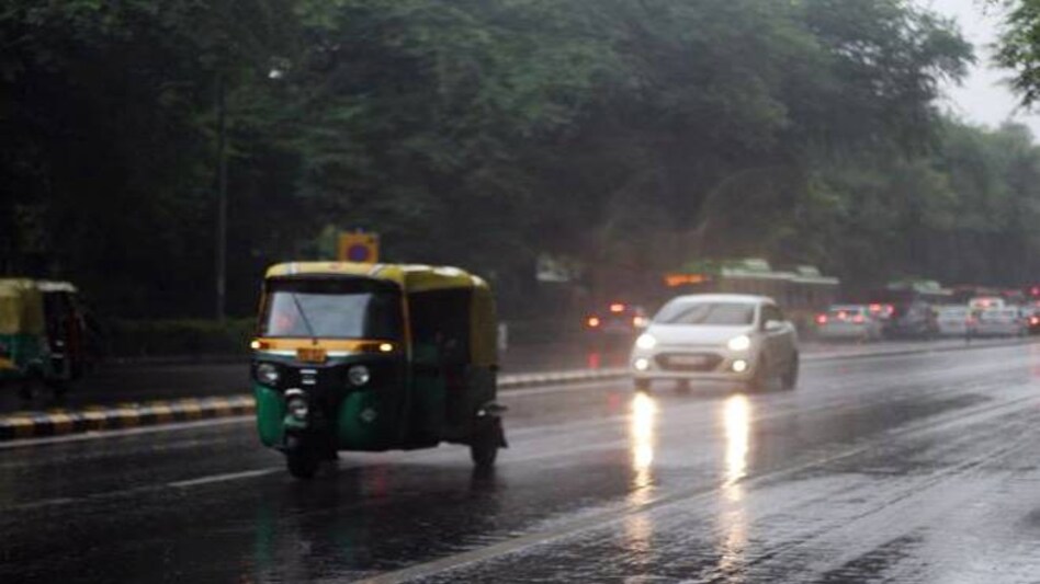 Delhi weather update: Overall, Delhi has received 24 per cent less rainfall. Since June 1, the city has seen 167.7 mm rain. Delhi weather update: Overall, Delhi has received 24 per cent less rainfall. Since June 1, the city has seen 167.7 mm rain.
