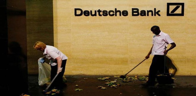 Deutsche Bank plans to cut 18,000 jobs in a sweeping, 7.4 billion euro overhaul designed to turn around Germany's struggling flagship lender. Deutsche Bank plans to cut 18,000 jobs in a sweeping, 7.4 billion euro overhaul designed to turn around Germany's struggling flagship lender.