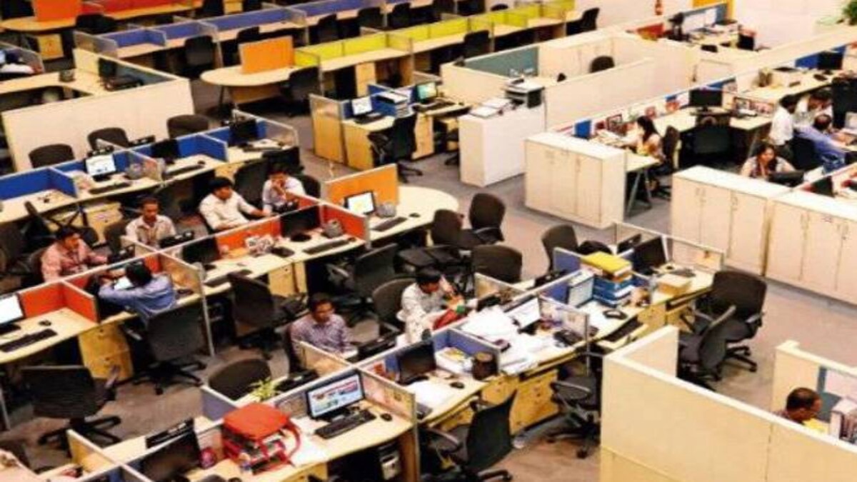 Labour reforms: Contractual workers' hiring on rise in organised sector ...