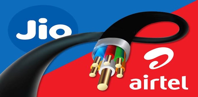Reliance Jio GigaFiber Vs Airtel V-Fiber Reliance Jio GigaFiber Vs Airtel V-Fiber