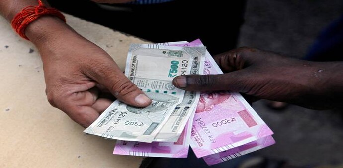 Budget 2019: The Economic Survey 2019 called for a simple, coherent and enforceable Minimum Wage System. Budget 2019: The Economic Survey 2019 called for a simple, coherent and enforceable Minimum Wage System.