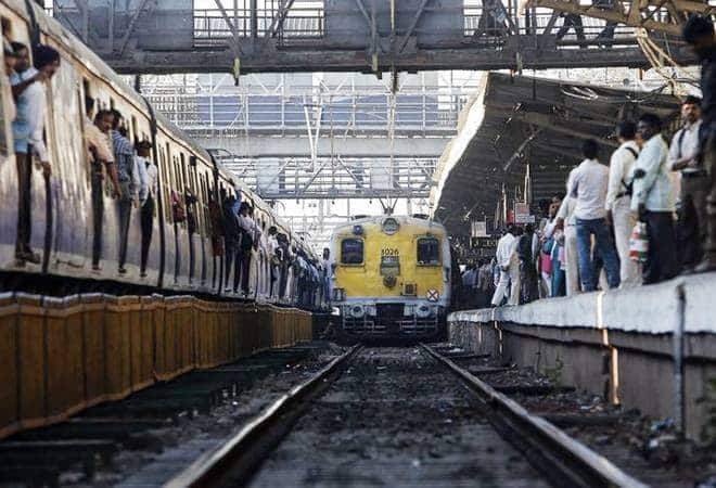 Mumbai Rains: According to Skymet, private weather agency, Mumbai is at a "serious risk of flooding" between July 3 and 5 Mumbai Rains: According to Skymet, private weather agency, Mumbai is at a "serious risk of flooding" between July 3 and 5