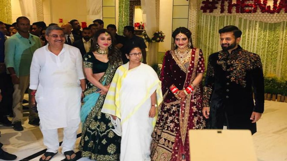 From (Lto R) Mimi Chakraborty, Mamata Banerjee and Nusrat Jahan From (Lto R) Mimi Chakraborty, Mamata Banerjee and Nusrat Jahan