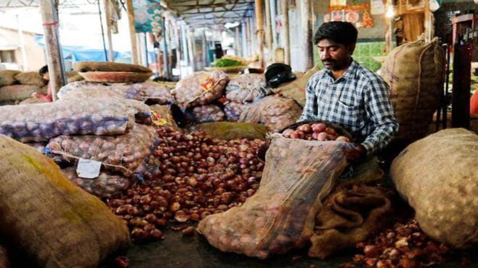 India withdrew 10% export incentives on onion in June after the prices of the bulb jumped 47% in a month in the local market due to dwindling supplies. India withdrew 10% export incentives on onion in June after the prices of the bulb jumped 47% in a month in the local market due to dwindling supplies.