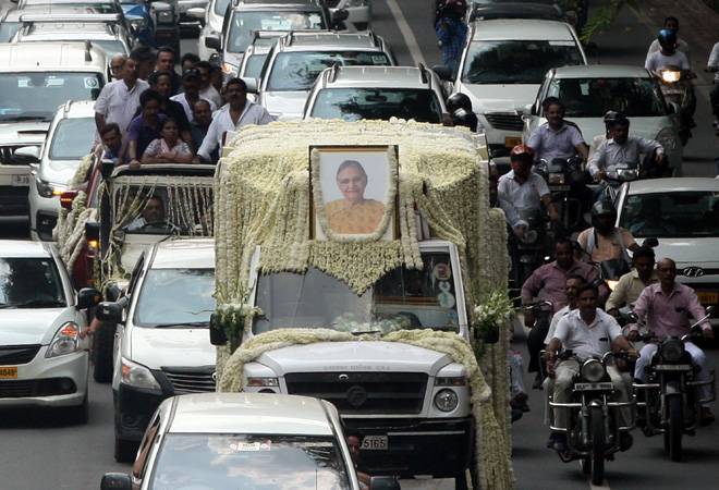 Sheila Dikshit Funeral Live Updates: Former Delhi CM cremated with full state honours