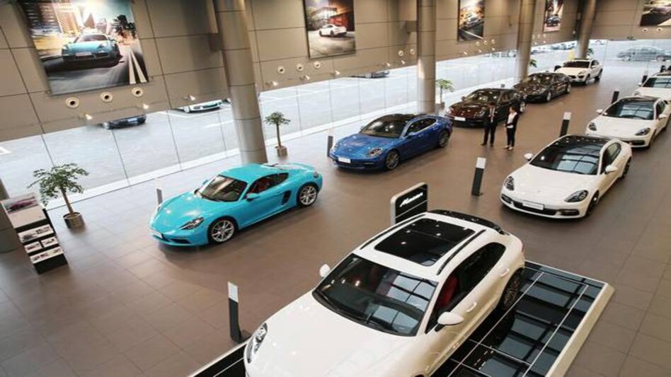 Following the past nine month trend, the July sales fell by over 18.71 per cent over the corresponding month last year. Following the past nine month trend, the July sales fell by over 18.71 per cent over the corresponding month last year.