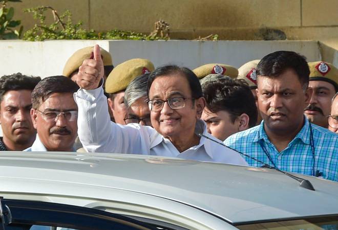 INX Media case: Supreme Court extends Chidambaram's interim protection from ED arrest INX Media case: Supreme Court extends Chidambaram's interim protection from ED arrest