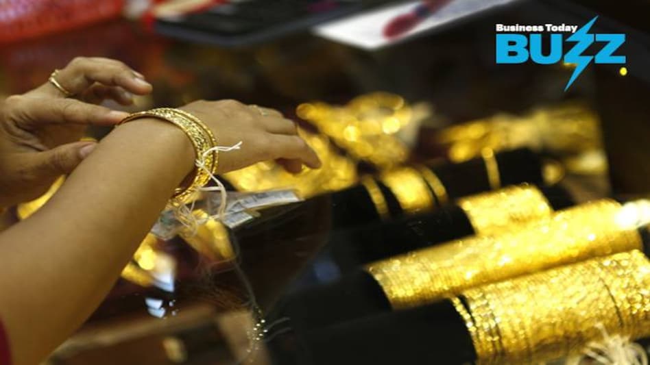 BT Buzz: Gold prices shoot to Rs 38,000 amid trade war, rush for safe haven BT Buzz: Gold prices shoot to Rs 38,000 amid trade war, rush for safe haven
