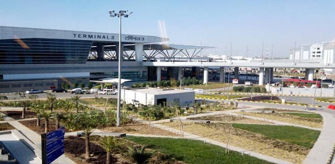 Intensive random checks will be done for at least 10 per cent of the vehicles approaching airports till August 31 Intensive random checks will be done for at least 10 per cent of the vehicles approaching airports till August 31