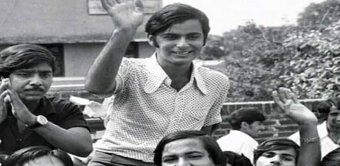 The shining star of politics was also remembered today by many colleagues from his past, who showered him respects through tweets. The shining star of politics was also remembered today by many colleagues from his past, who showered him respects through tweets.