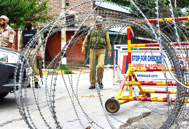 Soldier killed in Jammu and Kashmir's Rajouri as Pakistan violates ceasefire along LoC
