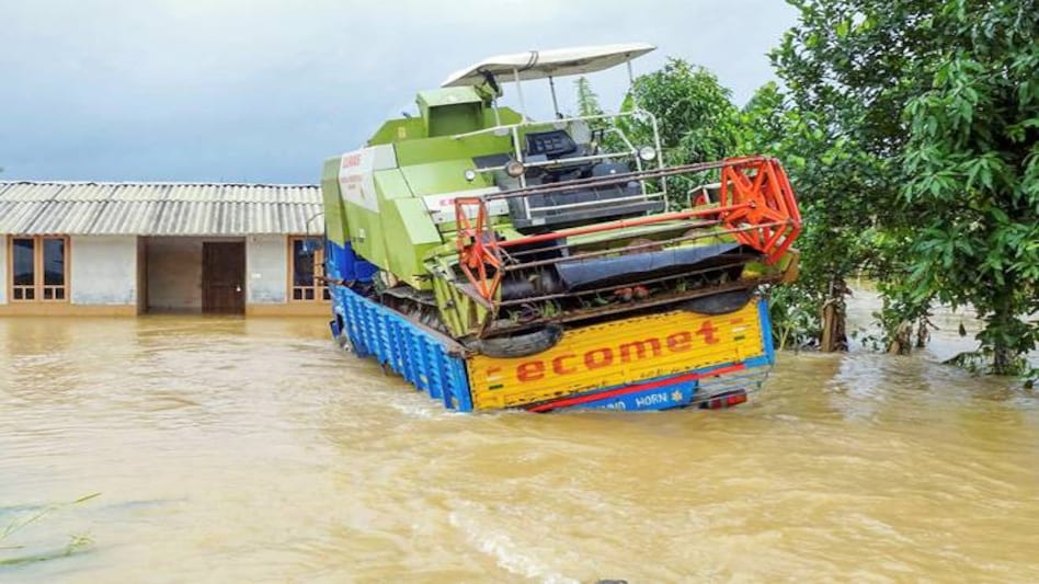 According to an India Meterological Department update, heavy rains are likely in the next two days in south Kerala. According to an India Meterological Department update, heavy rains are likely in the next two days in south Kerala.