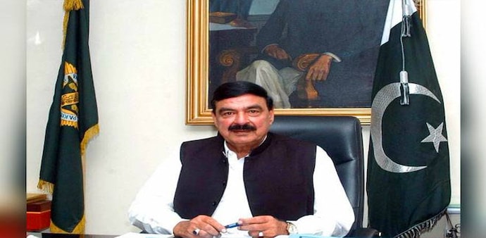 Pakistan Railways Minister Sheikh Rashid Ahmed said that he will visit Kashmir after Muharram. Photo credit: Facebook Pakistan Railways Minister Sheikh Rashid Ahmed said that he will visit Kashmir after Muharram. Photo credit: Facebook