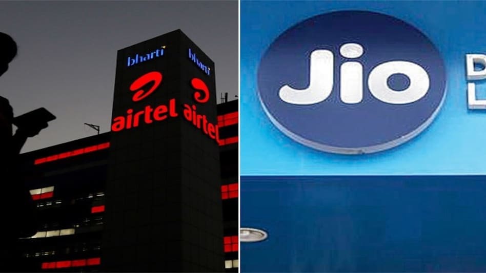 Reliance JioFiber vs Airtel Xstream Fiber Reliance JioFiber vs Airtel Xstream Fiber