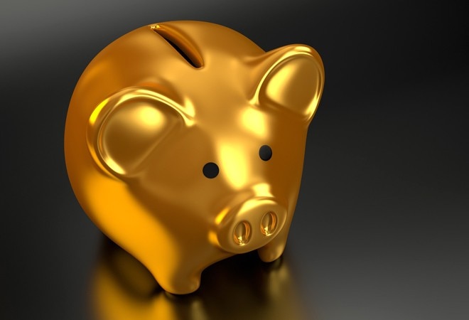 Falling fixed deposit returns: What other options can one consider? Falling fixed deposit returns: What other options can one consider?