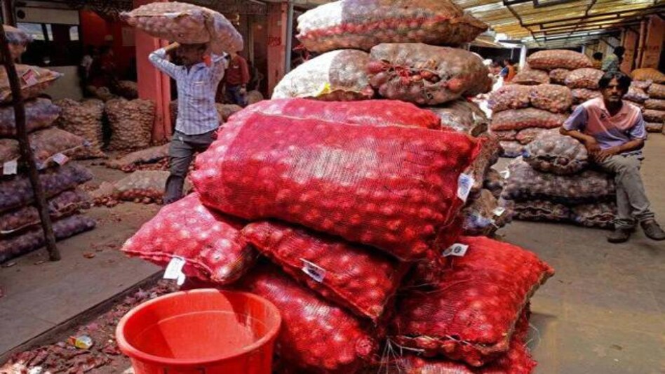 The export of all varieties of onions is prohibited with immediate effect, says a government notification. The export of all varieties of onions is prohibited with immediate effect, says a government notification.