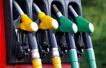 Fuel price today: The increase in fuel prices has come following the drone attack on Saudi oil facilities. Fuel price today: The increase in fuel prices has come following the drone attack on Saudi oil facilities.