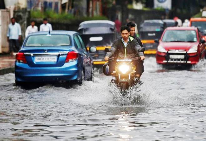 Mumbai rains: Heavy rains expected in next 24 hours; four-story building collapses