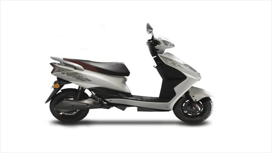 Amazon has partnered with Ampere Vehicles, a Coimbatore-based electric mobility subsidiary of Greaves Cotton to sell the company's electric scooters on its e-commerce marketplace platform. Amazon has partnered with Ampere Vehicles, a Coimbatore-based electric mobility subsidiary of Greaves Cotton to sell the company's electric scooters on its e-commerce marketplace platform.