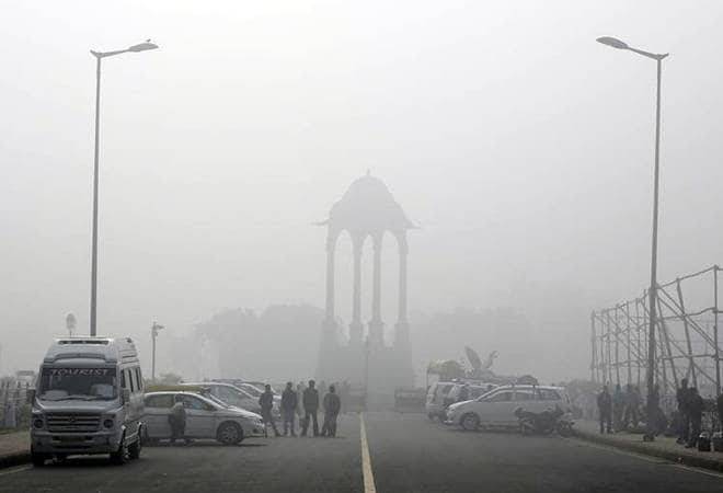 Delhi air quality: On Monday, it was for the first time when AQI plunged to "severe" level in several areas of Delhi. Delhi air quality: On Monday, it was for the first time when AQI plunged to "severe" level in several areas of Delhi.