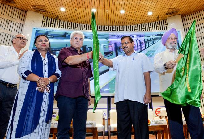 Union Housing and Urban Affairs Minister Hardeep Singh Puri and Delhi CM Arvind Kejriwal at the inauguration of Dwarka - Najafgarh Metro corridor Union Housing and Urban Affairs Minister Hardeep Singh Puri and Delhi CM Arvind Kejriwal at the inauguration of Dwarka - Najafgarh Metro corridor