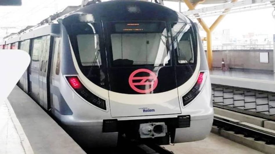 "The Grey Line is a standard-gauge section and out of the 4.295 km, 2.57 km is elevated and 1.5 km underground. "The Grey Line is a standard-gauge section and out of the 4.295 km, 2.57 km is elevated and 1.5 km underground.