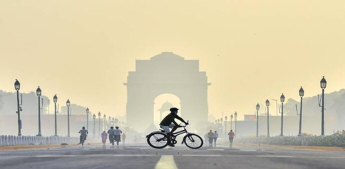 On Diwali, the Delhi AQI was at 999 mark at 11 pm, as per SAFAR. On Diwali, the Delhi AQI was at 999 mark at 11 pm, as per SAFAR.