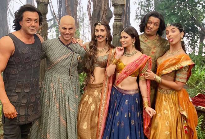 Housefull 4 box office collection: Housefull 4 hit the screens on October 25, alongside, Taapsee Pannu-Bhumi Pednekar Saan Ki Aankh and Rajkummar Rao's Made in China Housefull 4 box office collection: Housefull 4 hit the screens on October 25, alongside, Taapsee Pannu-Bhumi Pednekar Saan Ki Aankh and Rajkummar Rao's Made in China