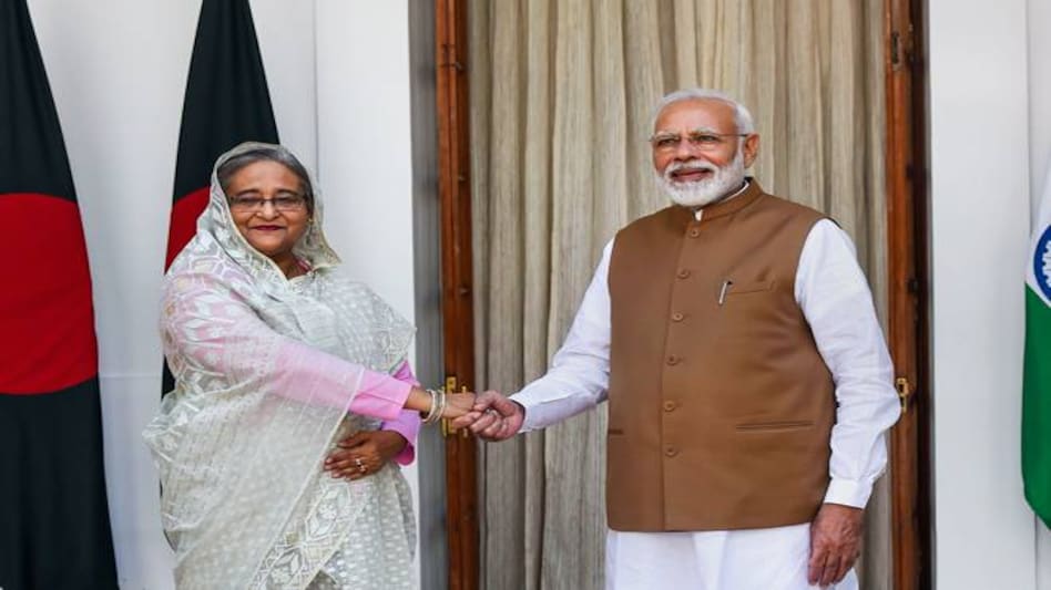 PM Modi meets Sheikh Hasina PM Modi meets Sheikh Hasina
