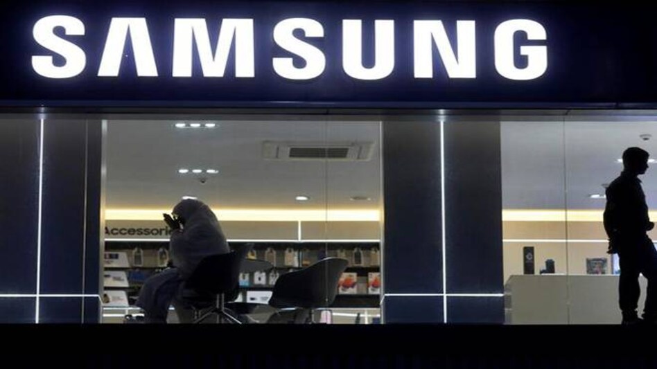 Samsung shuts mobile phone production in China due to competition from domestic rivals Samsung shuts mobile phone production in China due to competition from domestic rivals