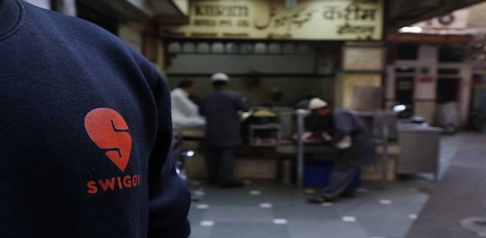 Swiggy plans to hire 3 lakh people in 18 months Swiggy plans to hire 3 lakh people in 18 months