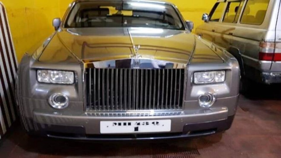 A Mumbai court on Wednesday extended the police custody of both Rakesh and Sarang till October 14. A Mumbai court on Wednesday extended the police custody of both Rakesh and Sarang till October 14.