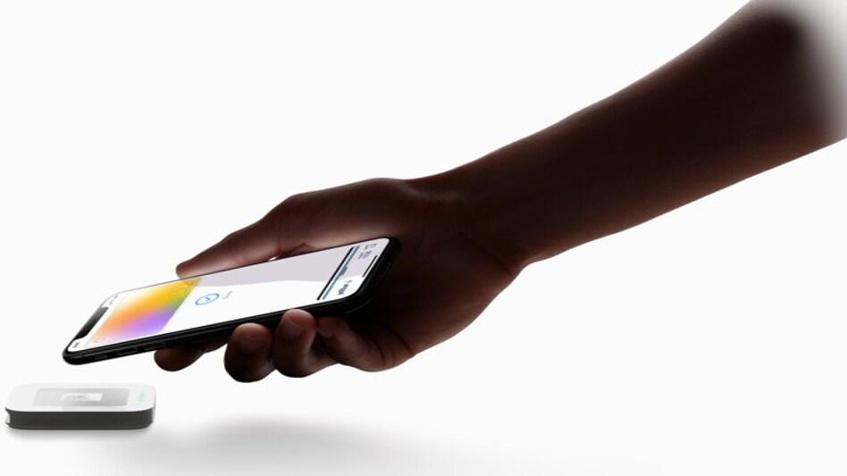 The Apple Card uses a "black hat" algorithm for checking credit-worthiness, an artificial intelligence system whose decision cannot be eplained (Photo credit: Apple) The Apple Card uses a "black hat" algorithm for checking credit-worthiness, an artificial intelligence system whose decision cannot be eplained (Photo credit: Apple)