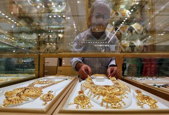 Gold rises Rs 118 to Rs 38,678 on global cues, weaker rupee