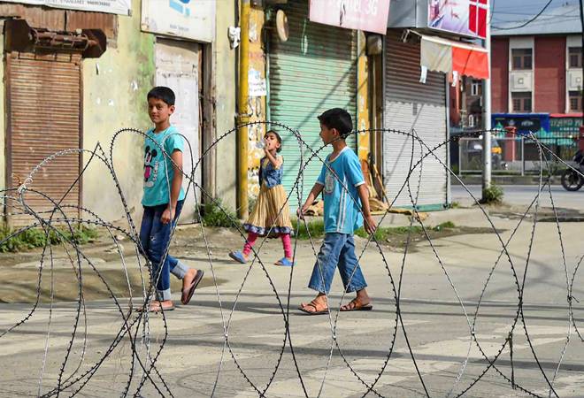 Govt withdraws Jammu & Kashmir Reservation Bill