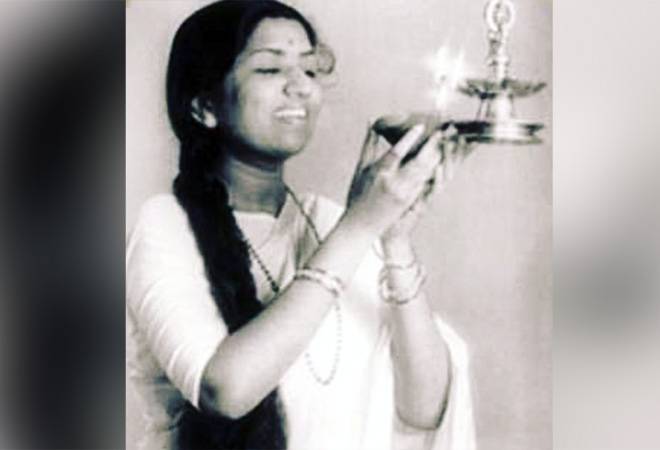 Lata Mangeshkar's health critical despite signs of improvement: report