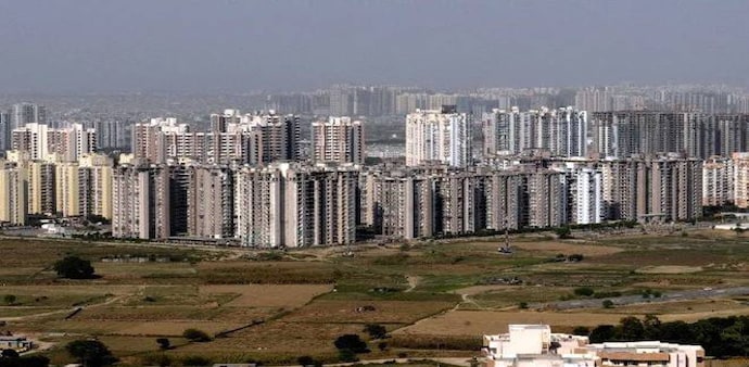 The rich Indians are buying properties in London at discounted prices The rich Indians are buying properties in London at discounted prices